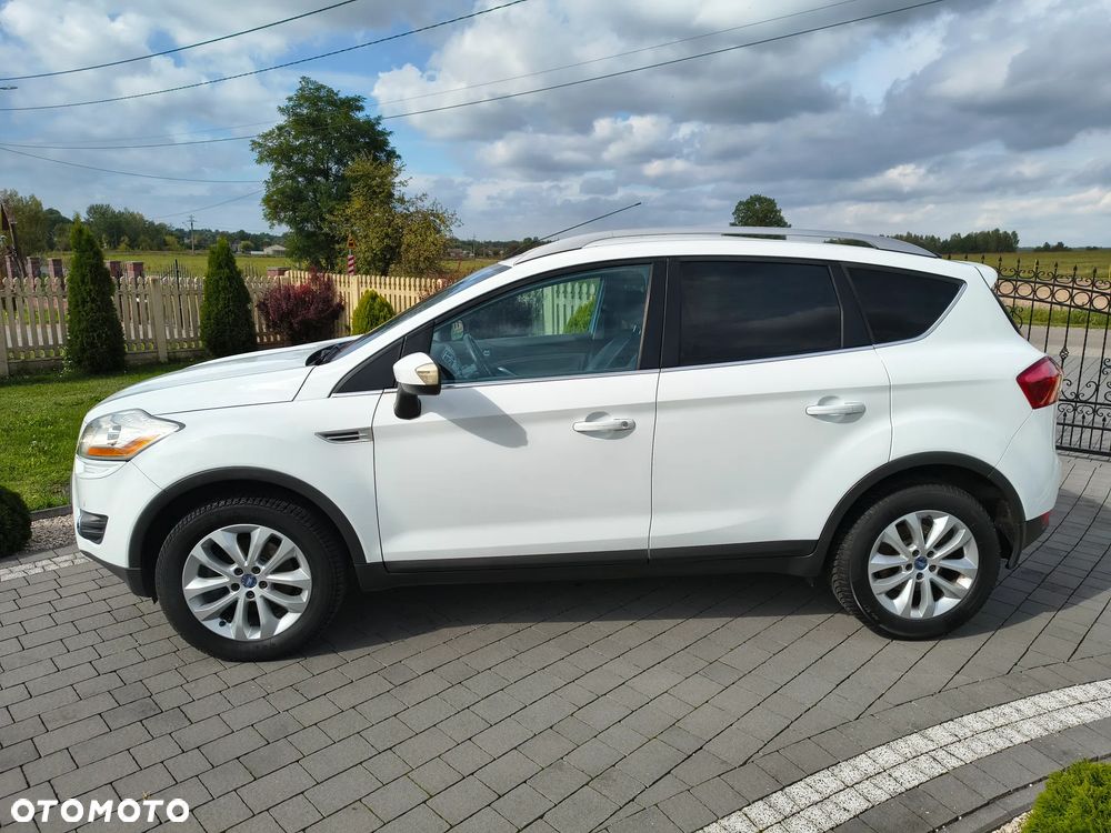 Ford Kuga 2.0 TDCi 2x4 Titanium - 13