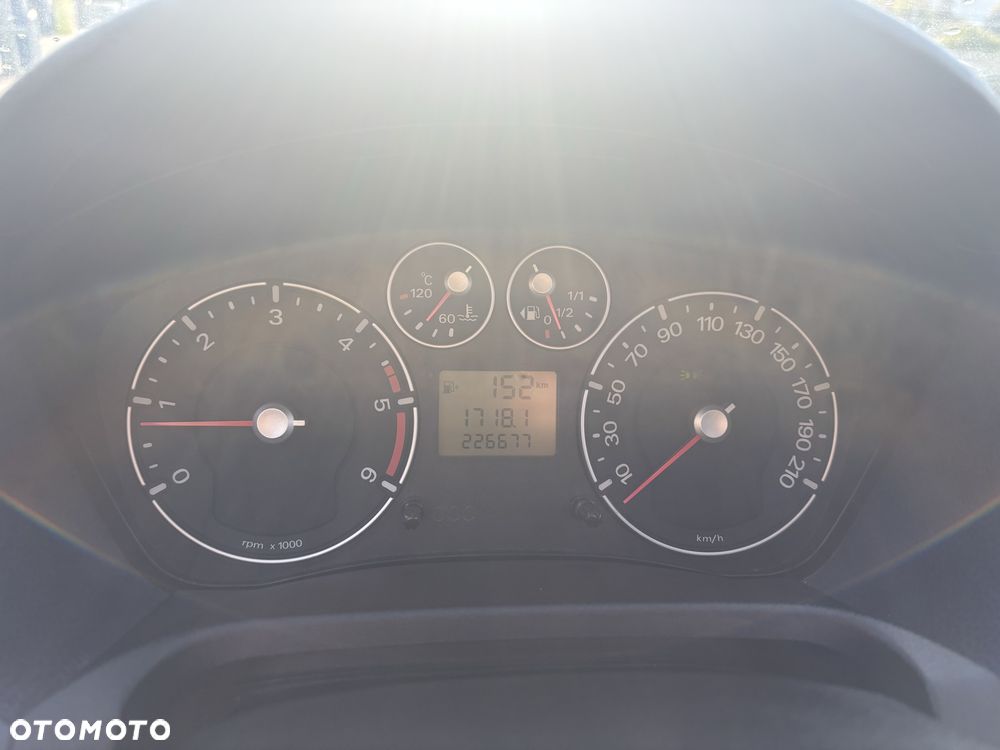 Ford Fiesta - 7