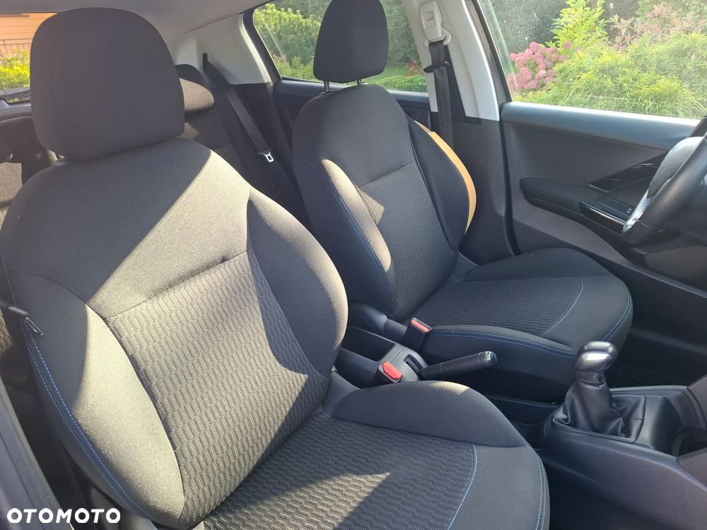 Peugeot 208 82 VTI Style - 19