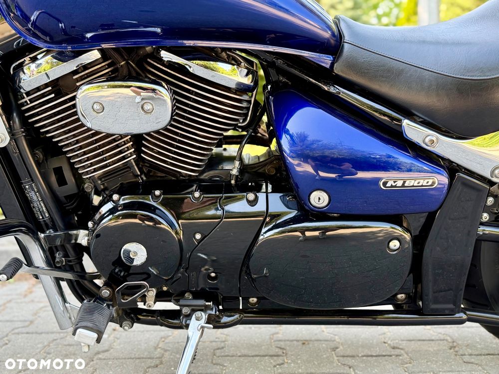 Suzuki Intruder - 15