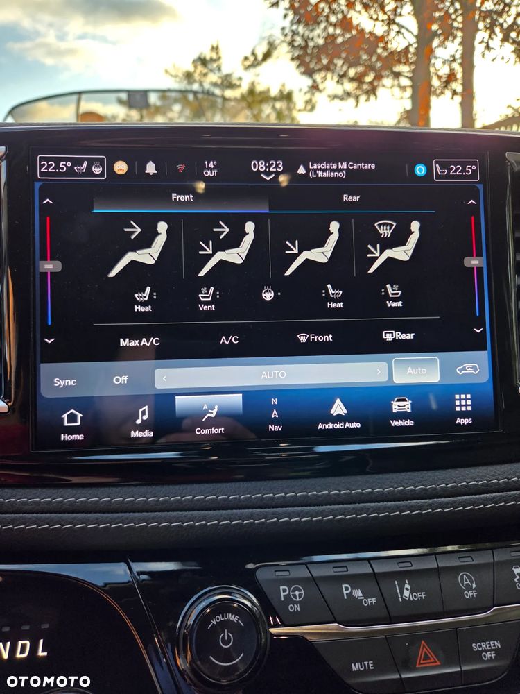 Chrysler Pacifica - 18