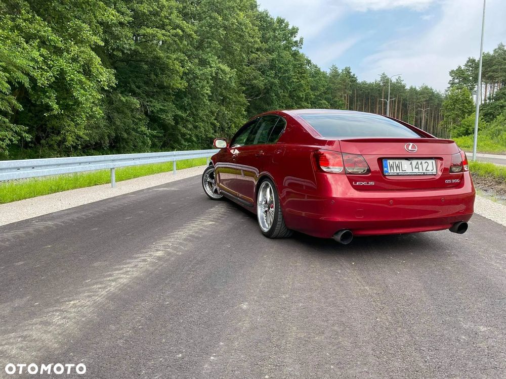 Lexus GS - 2