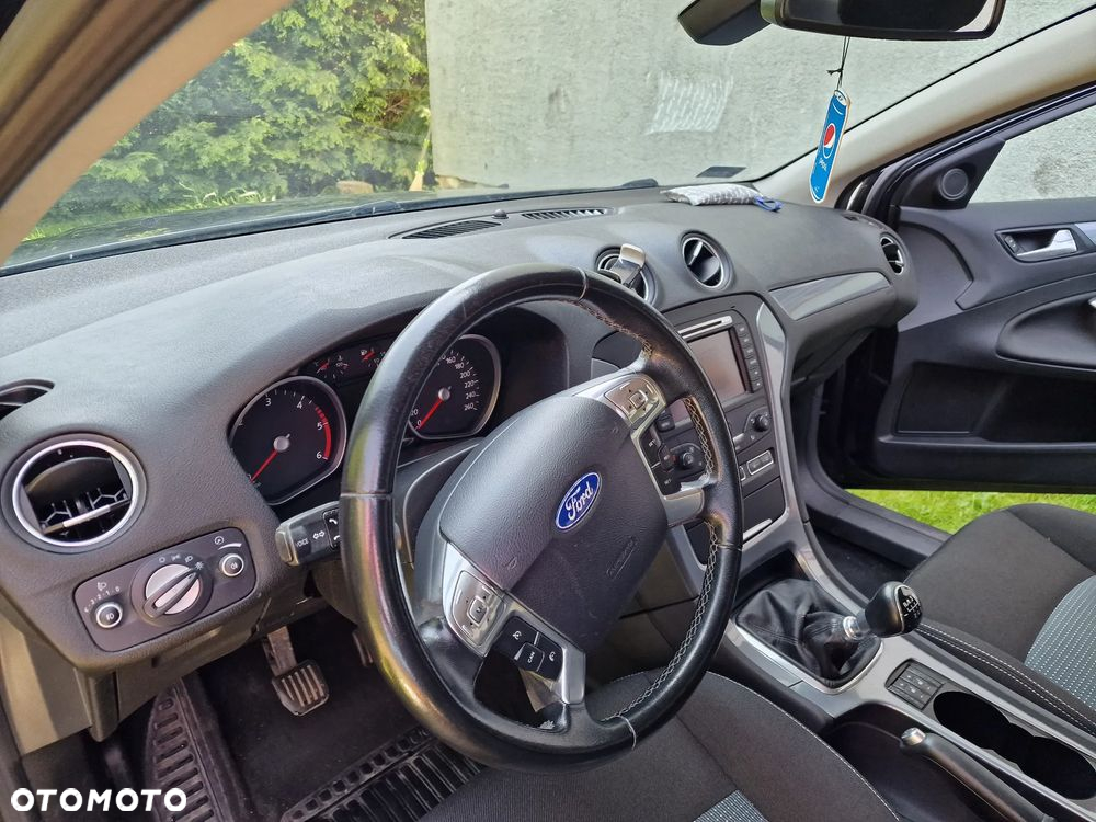 Ford Mondeo - 3