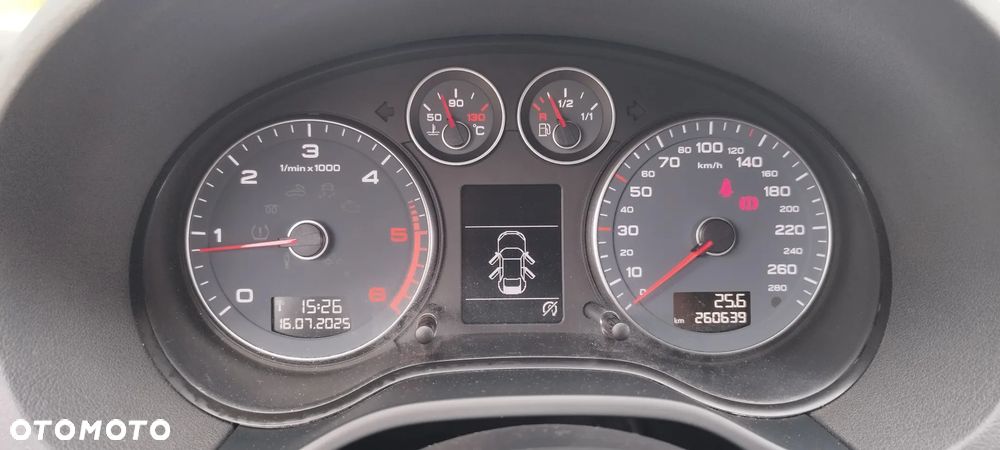 Audi A3 ver-1-6-attraction - 16