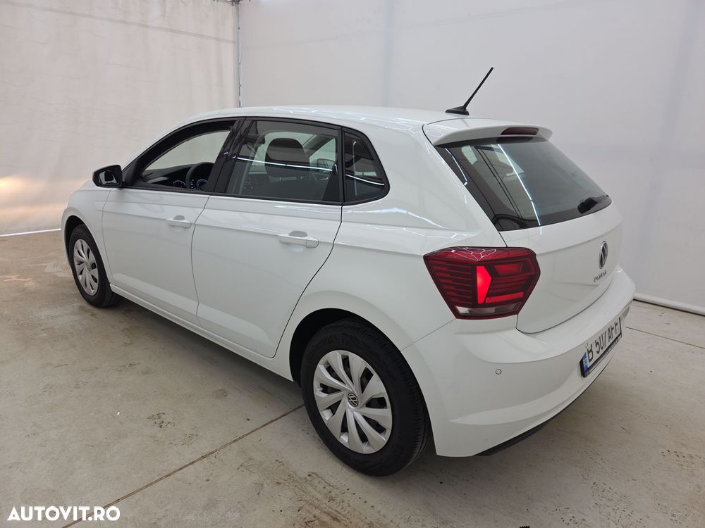 Volkswagen Polo - 2