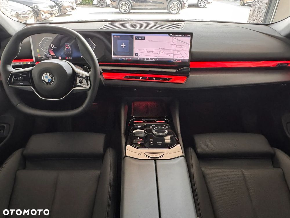 BMW Seria 5 520d mHEV M Sport - 13