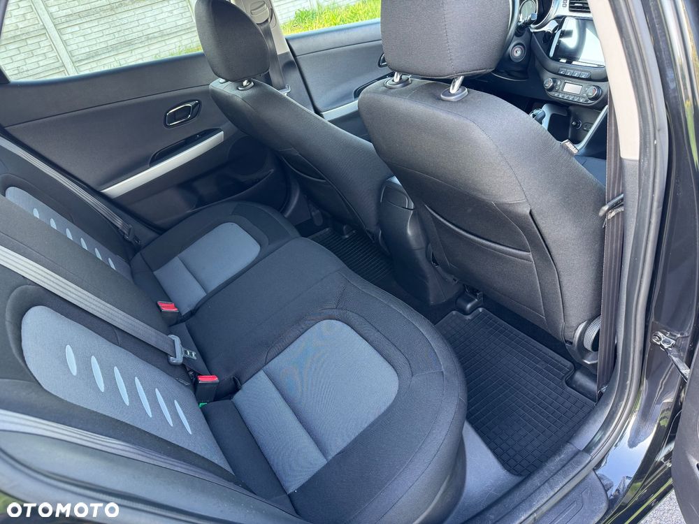 Kia Ceed - 21