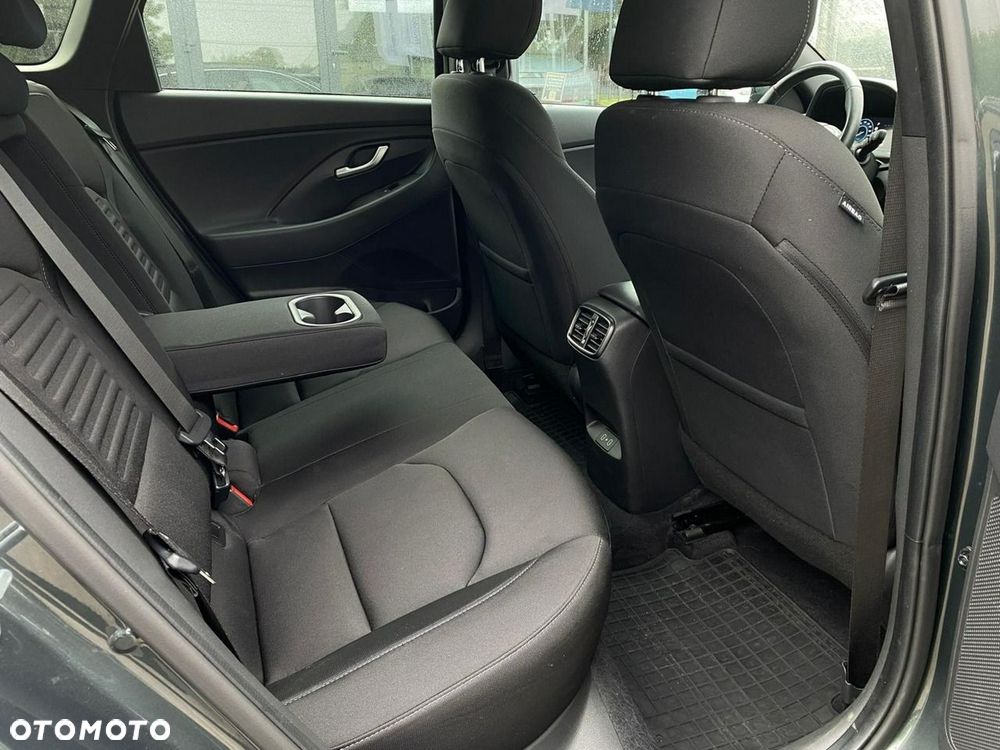 Hyundai i30 - 32