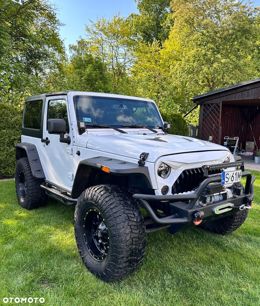 Jeep Wrangler - 2