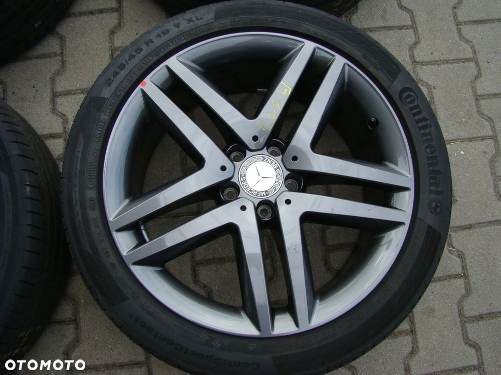 a312 5x112 Mercedes Vito V-klasa W447 8jx19 opony lato 245/45 czujniki - 2