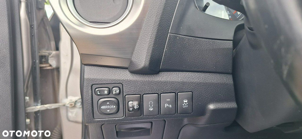 Toyota Auris - 17