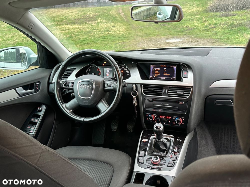 Audi A4 Avant 2.0 TDI Quattro - 14