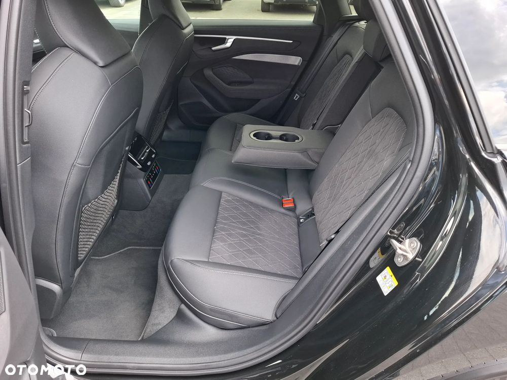 Audi A6 Avant 40 TDI mHEV Quattro S tronic - 11