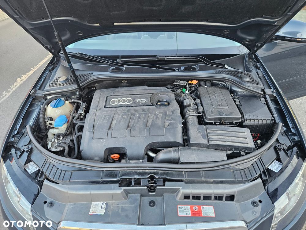 Audi A3 Sportback 1.6 TDI DPF Ambiente - 19