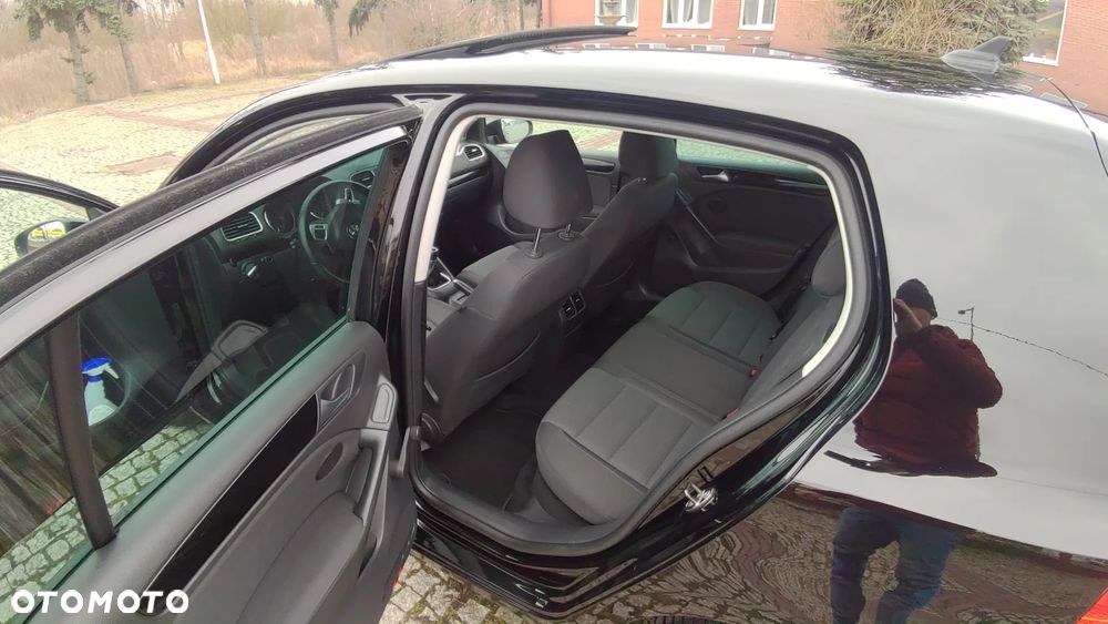 Volkswagen Golf 1.6 TDI BlueMotion Technology Comfortline - 15