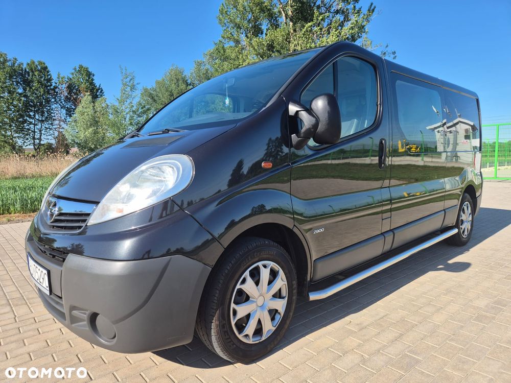 Opel Vivaro - 1