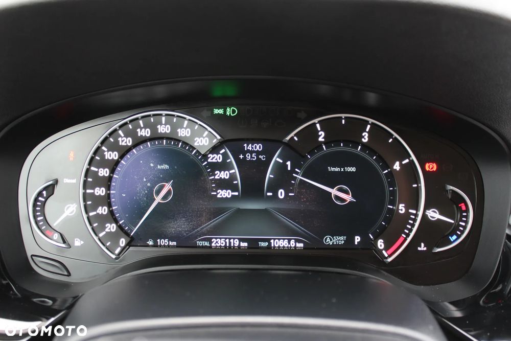BMW Seria 5 520d Luxury Line - 14