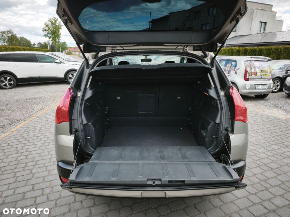Peugeot 3008 - 14