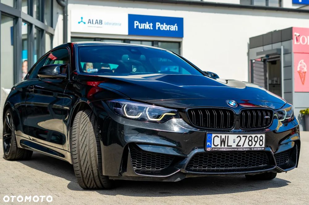 BMW M4 DKG - 12