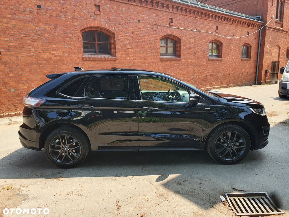 Ford Edge 2.0 TDCi Bi-Turbo 4x4 ST-LINE - 3