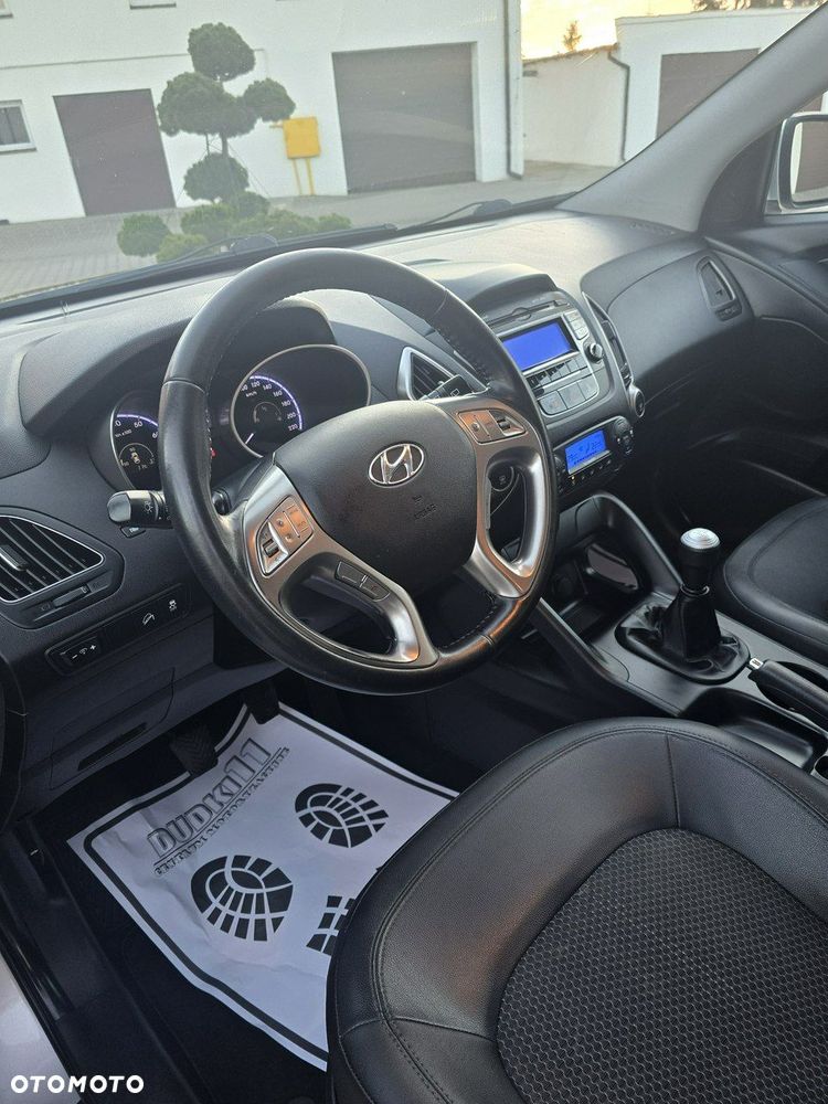 Hyundai ix35 - 15