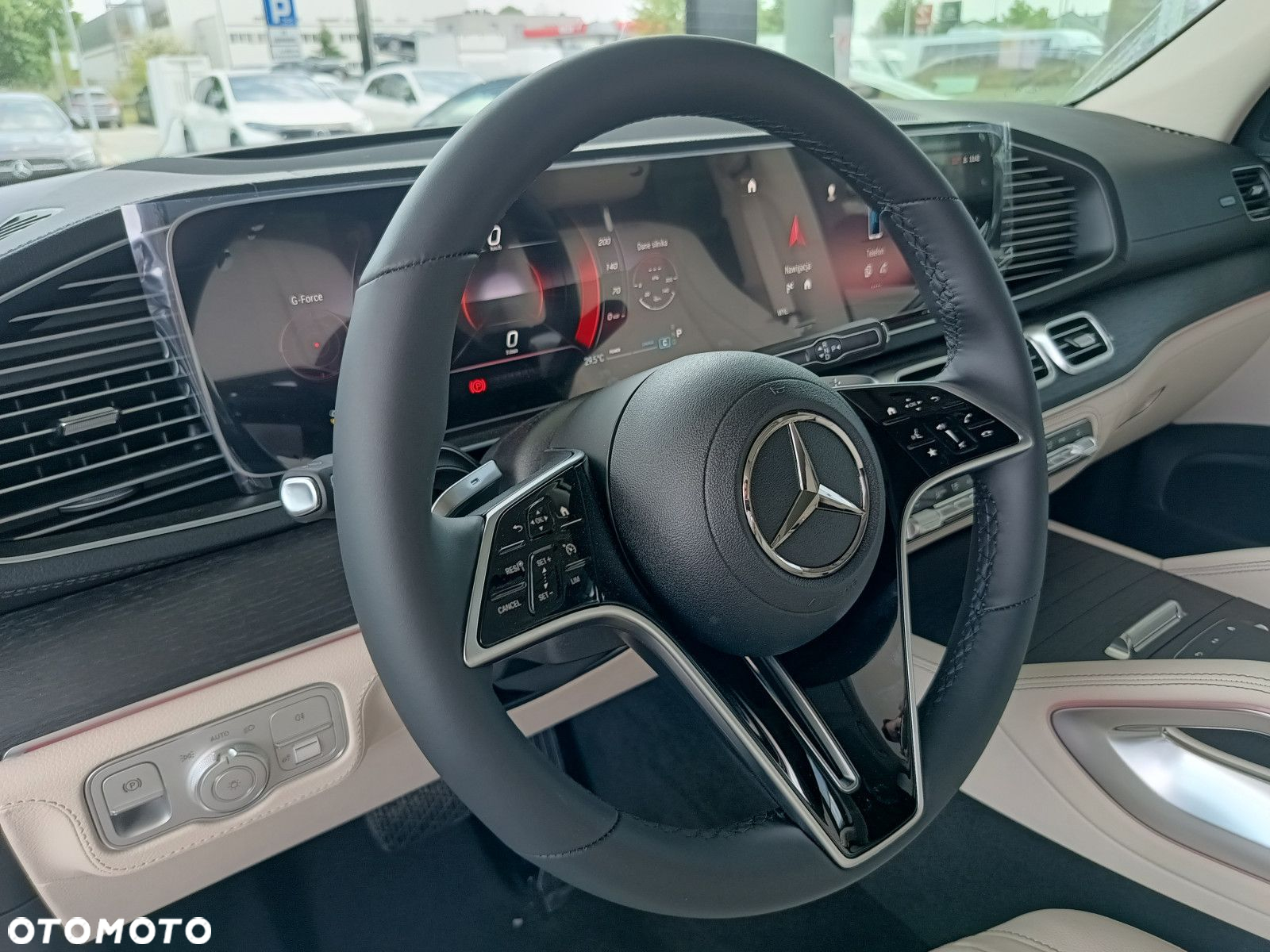 Mercedes-Benz GLE - 28