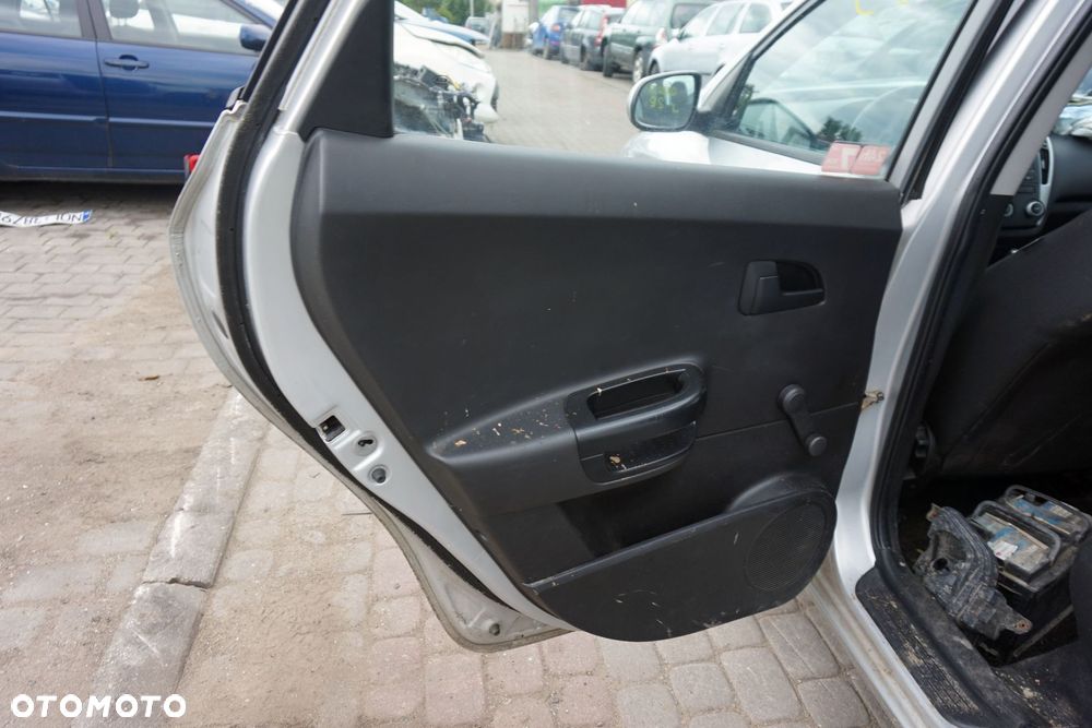 DRZWI TYLNE LEWE CEED I LIFT 5D HB 9S  SREBRNY KIA 2009-2012 - 9