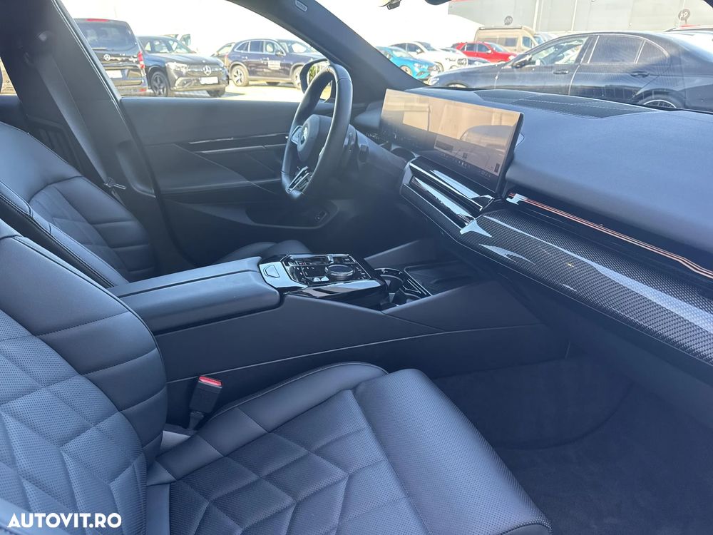 BMW Seria 5 520d xDrive Aut. M Sport Edition - 12