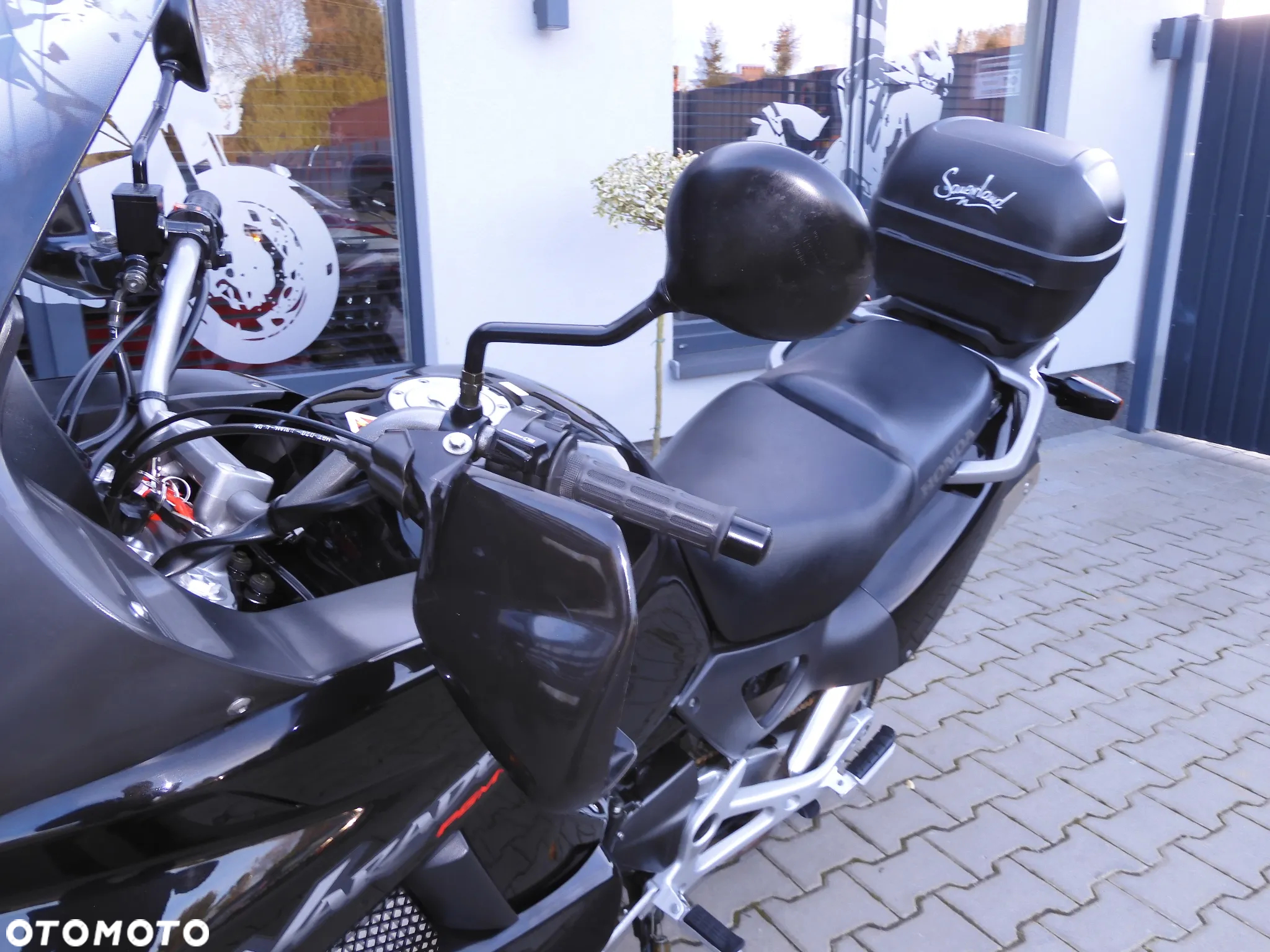 Honda XL - 19