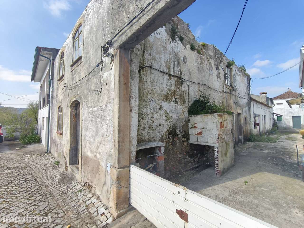 Moradia V6 p/ Restaurar - Adémia - 5 minutos de Coimbra - Grande imagem: 4/12