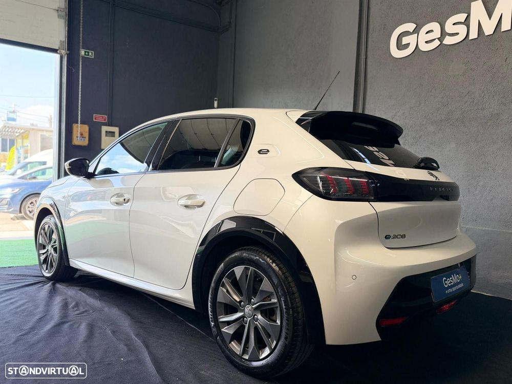 Peugeot e-208 50 kWh Allure - 4