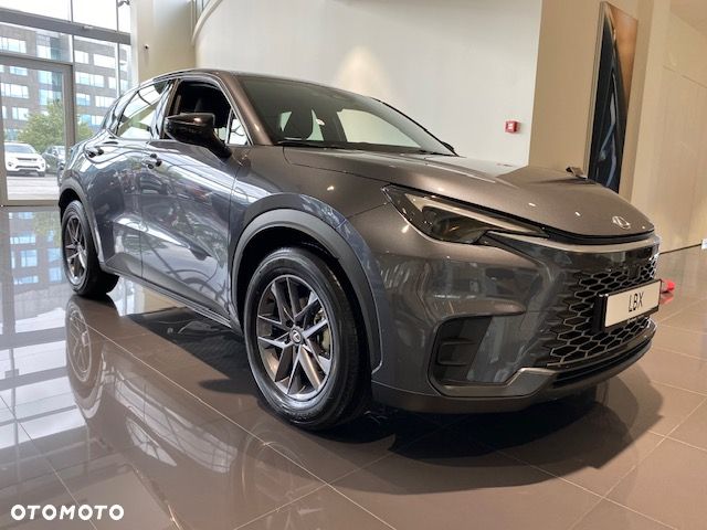 Lexus LBX 1.5 Hybrid - 2