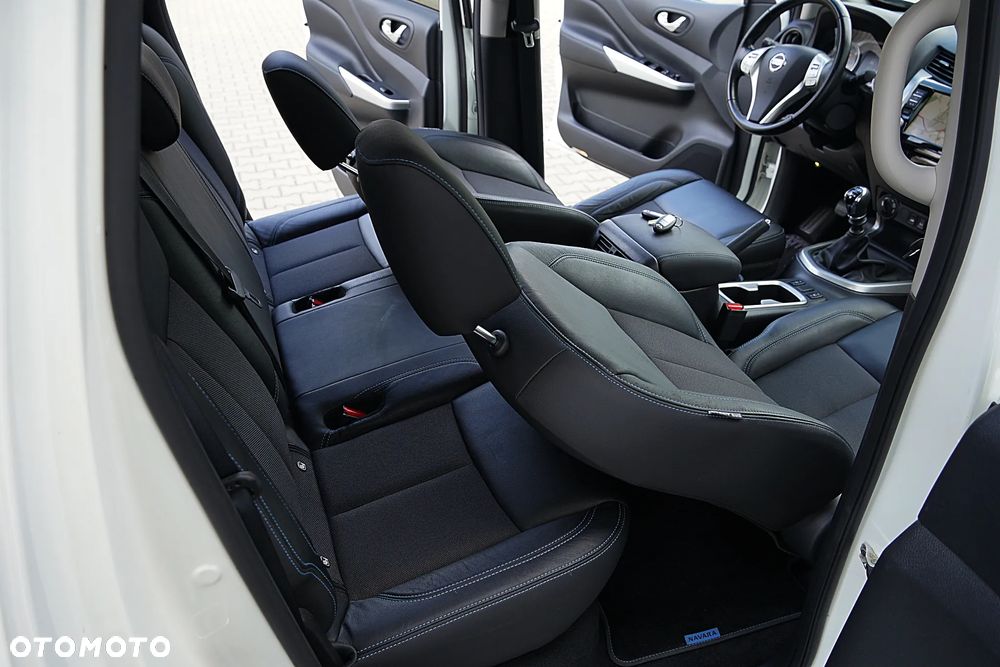 Nissan Navara DC 4x4 S&S Tekna - 29