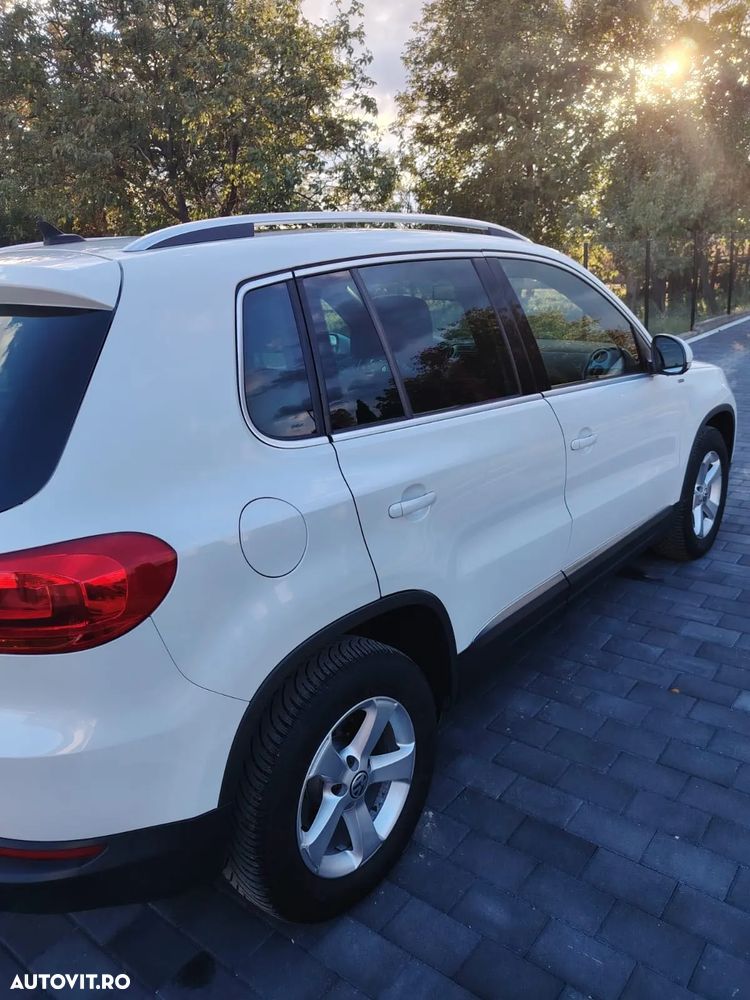 Volkswagen Tiguan 2.0 TDI SCR 4MOTION BlueMotion Technology Lounge Sport & Style - 2