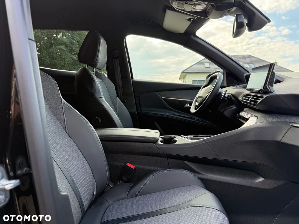 Peugeot 3008 1.2 PureTech Allure S&S EAT8 - 9