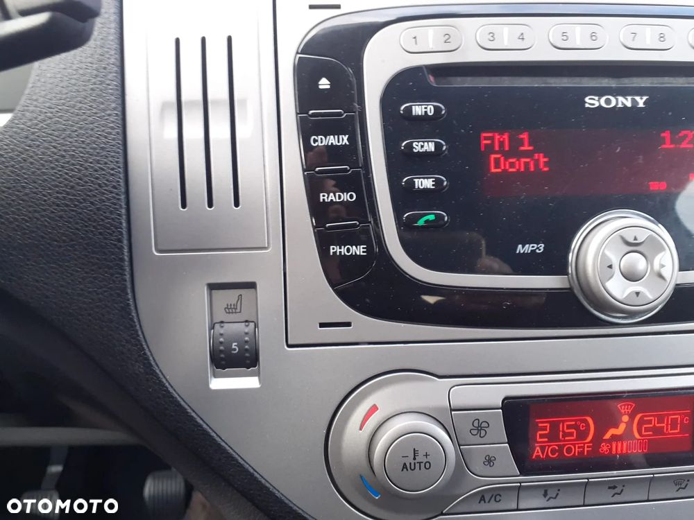 Ford Kuga 2.0 TDCi Titanium - 34