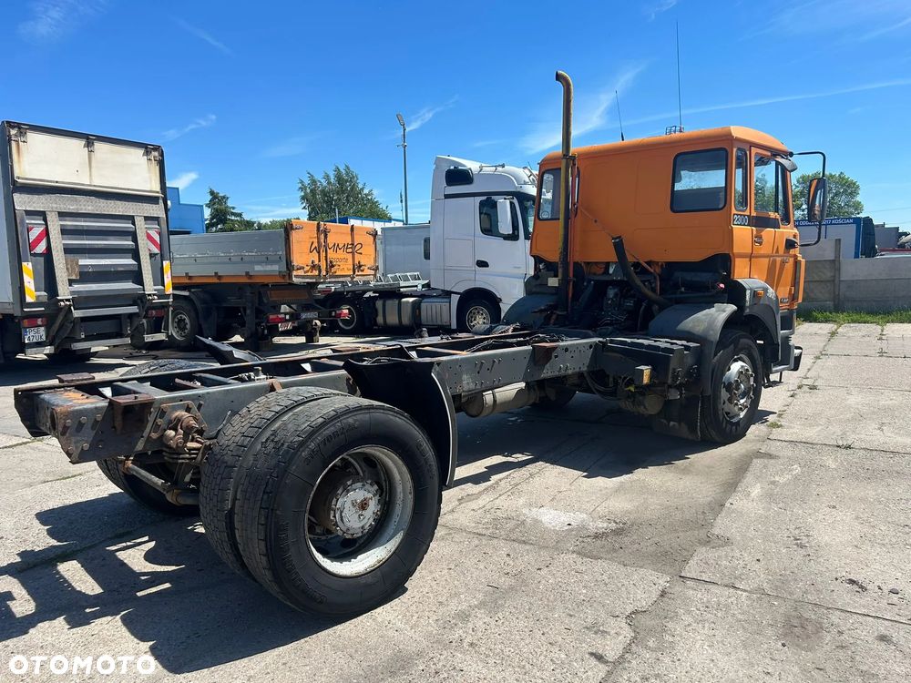 DAF 2300 - 4