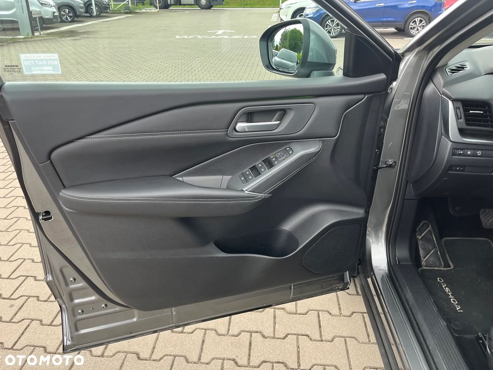 Nissan Qashqai 1.3 DIG-T MHEV N-Connecta Xtronic - 10