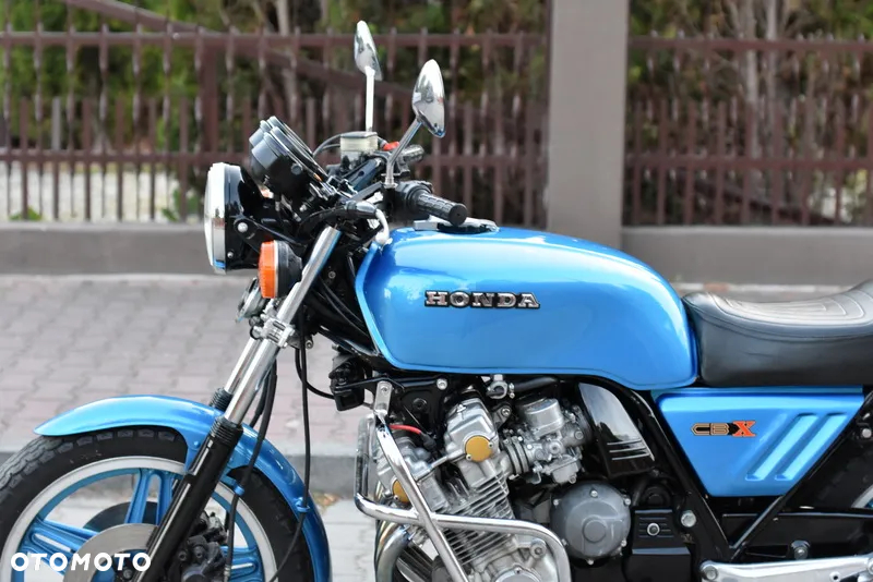 Honda CBX - 23