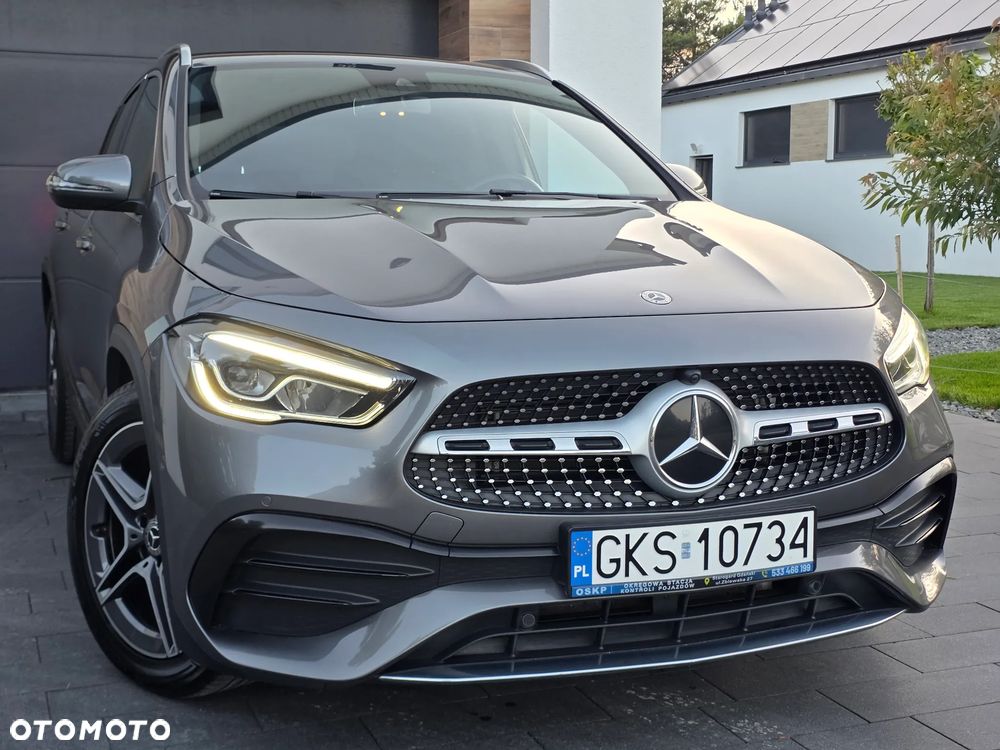 Mercedes-Benz GLA 200 d AMG Line - 1