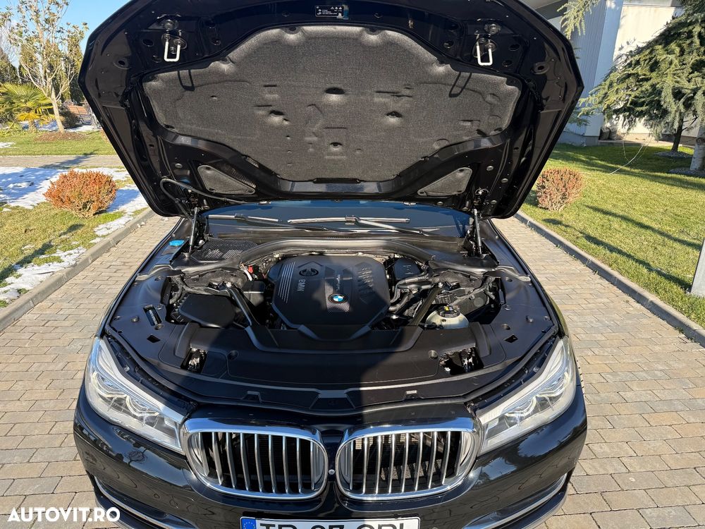 BMW Seria 7 730d xDrive - 18