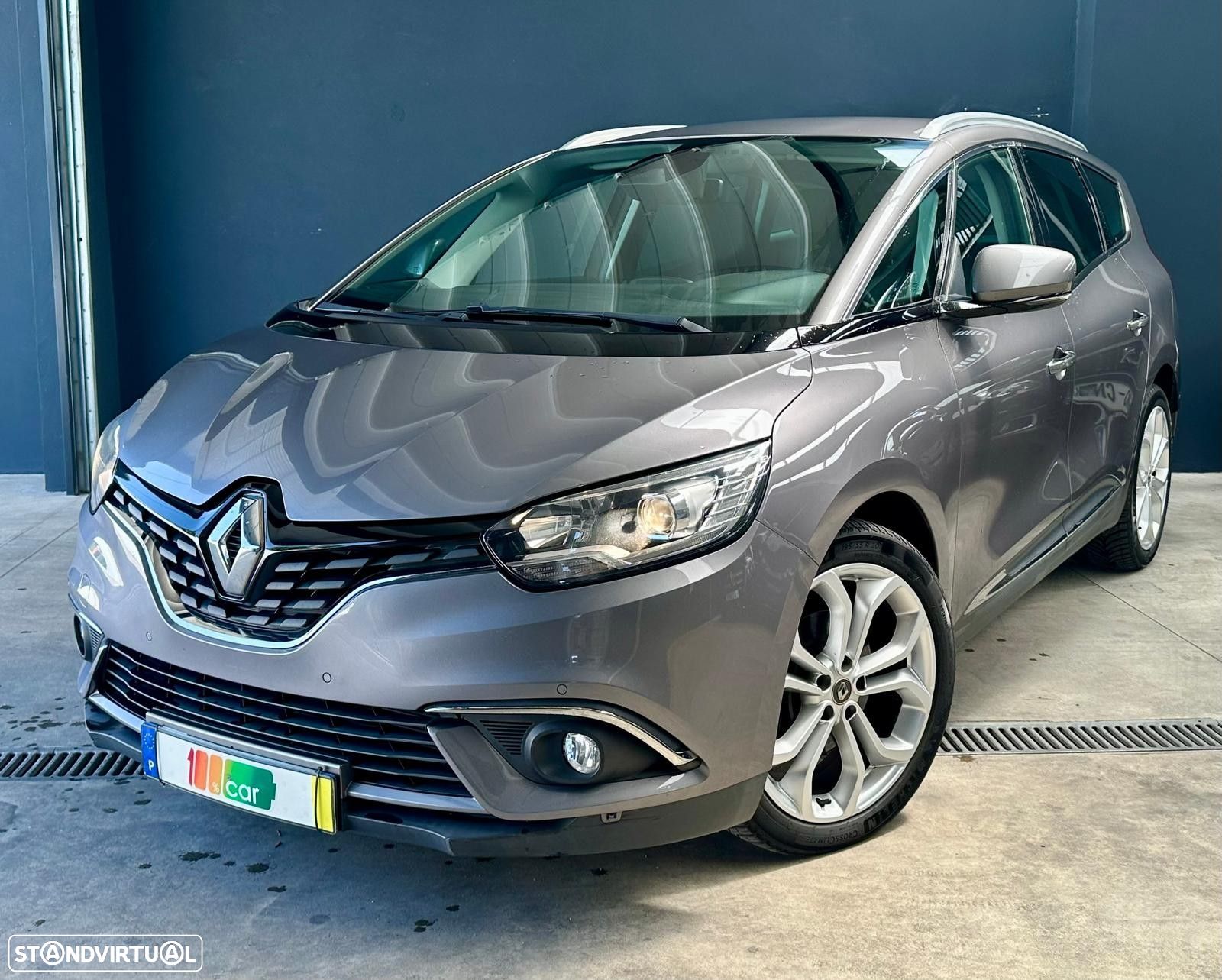 Renault Scénic - 1