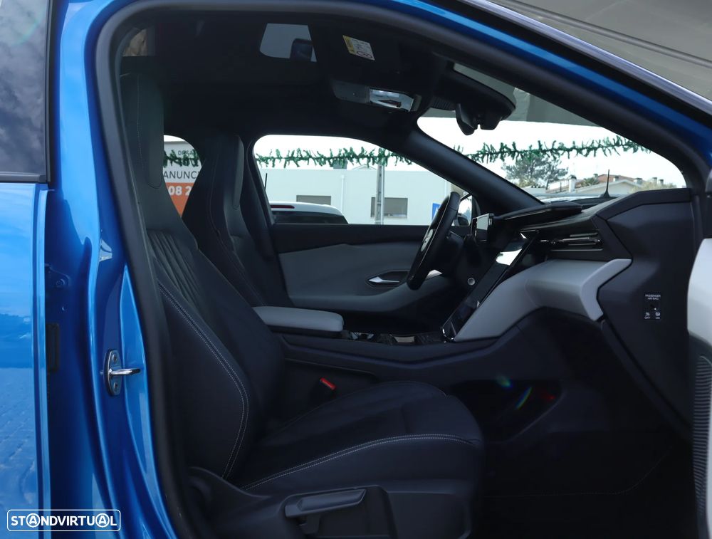 Ford Explorer 79 kWh Premium AWD - 23