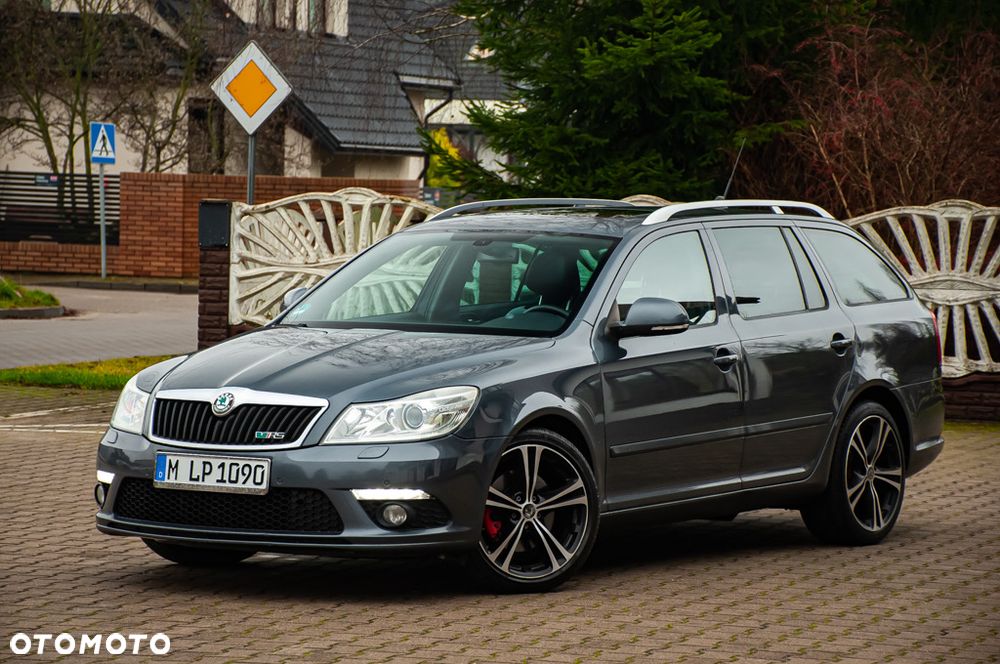 Skoda Octavia 2.0 TDI DPF RS - 3