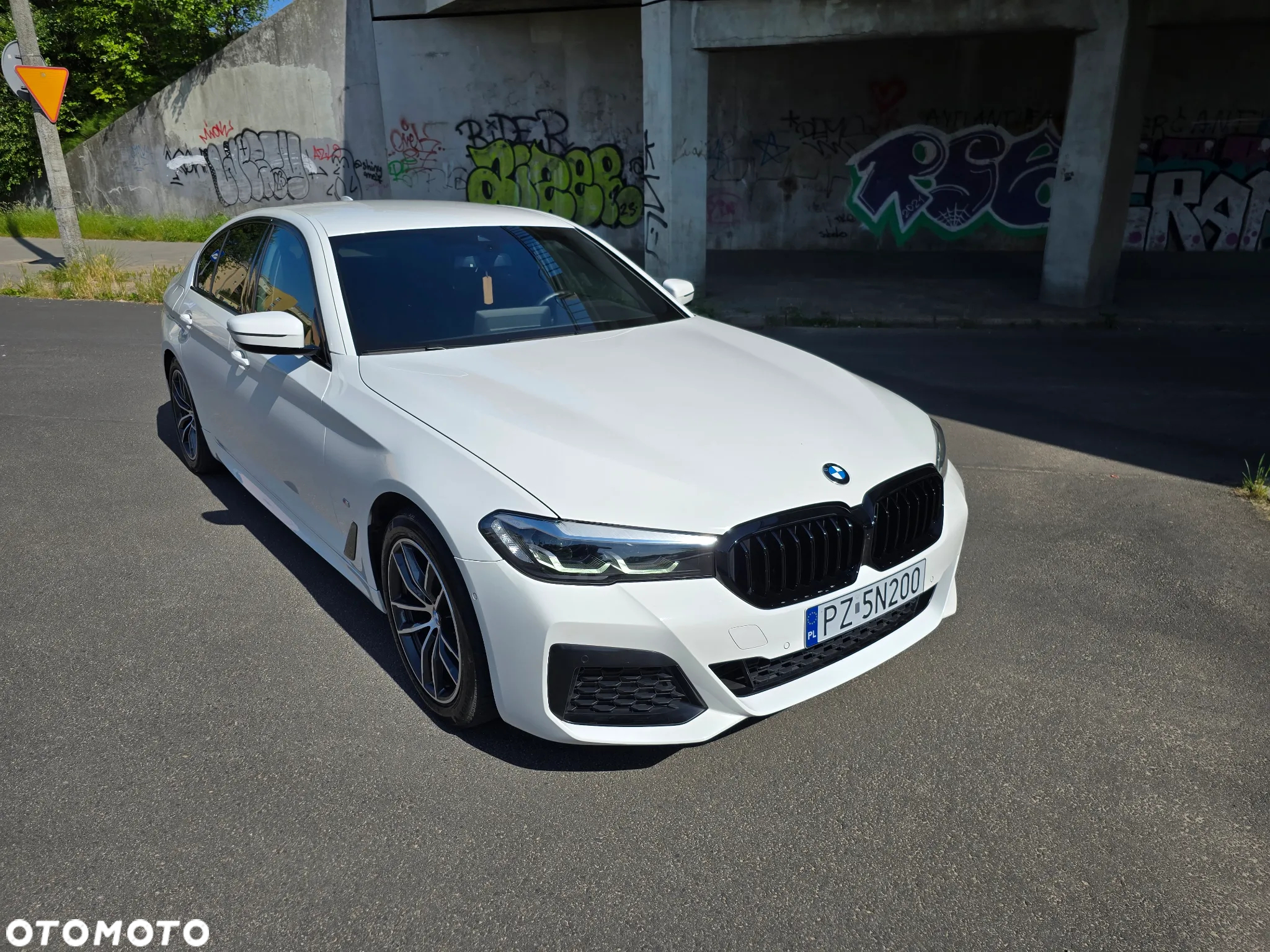 BMW Seria 5 518d M Sport sport - 12