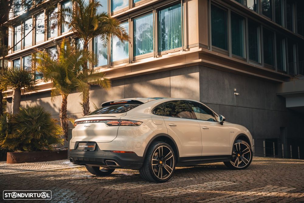 Porsche Cayenne Coupé E-Hybrid Platinum Edition - 14