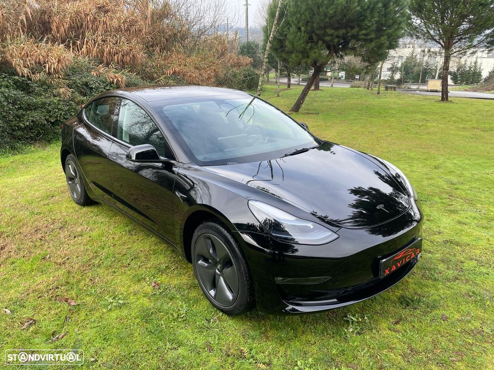 Tesla Model 3 Long Range Tração Traseira - 28