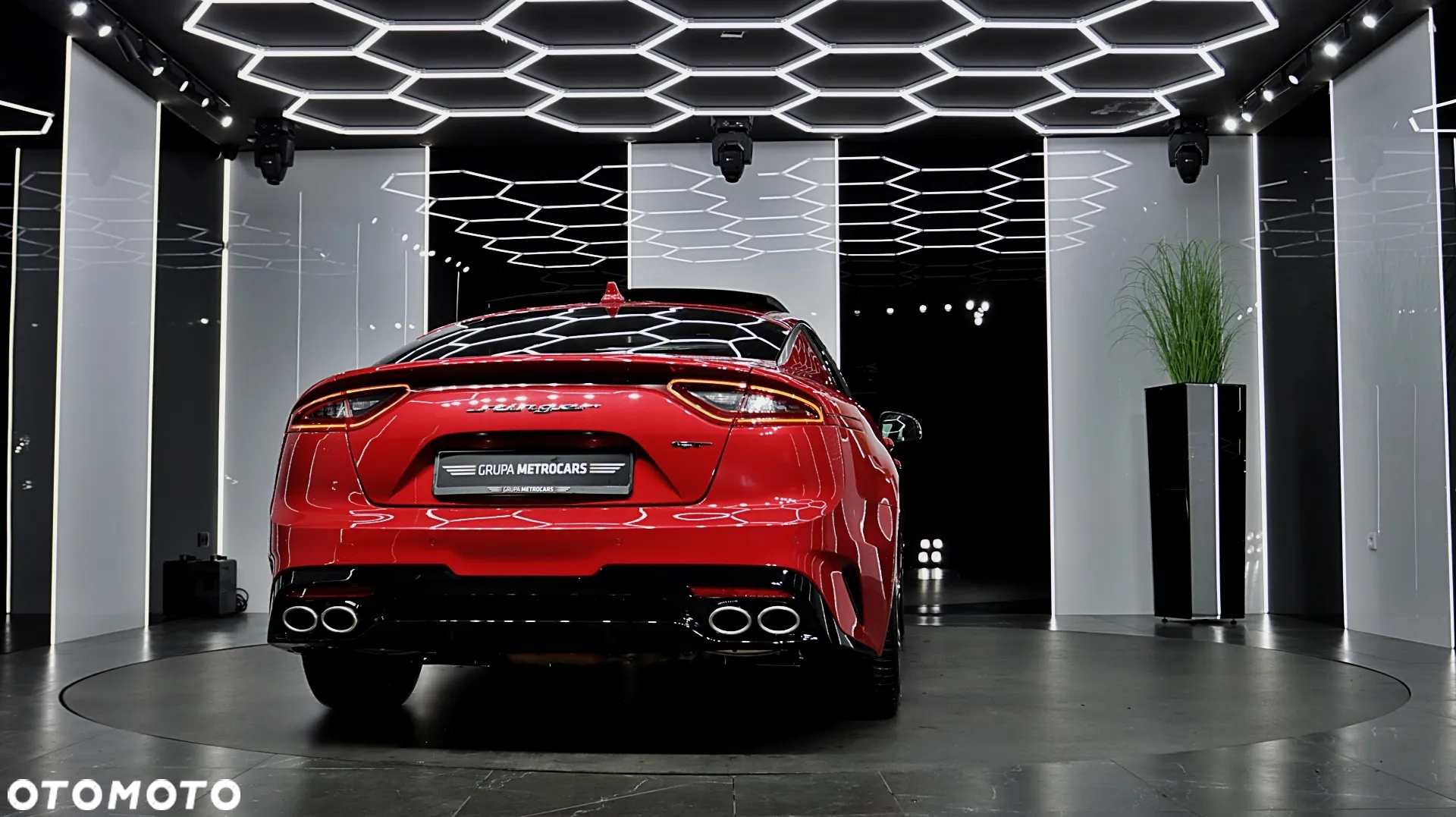 Kia Stinger 3.3 T-GDI V6 GT AWD - 9