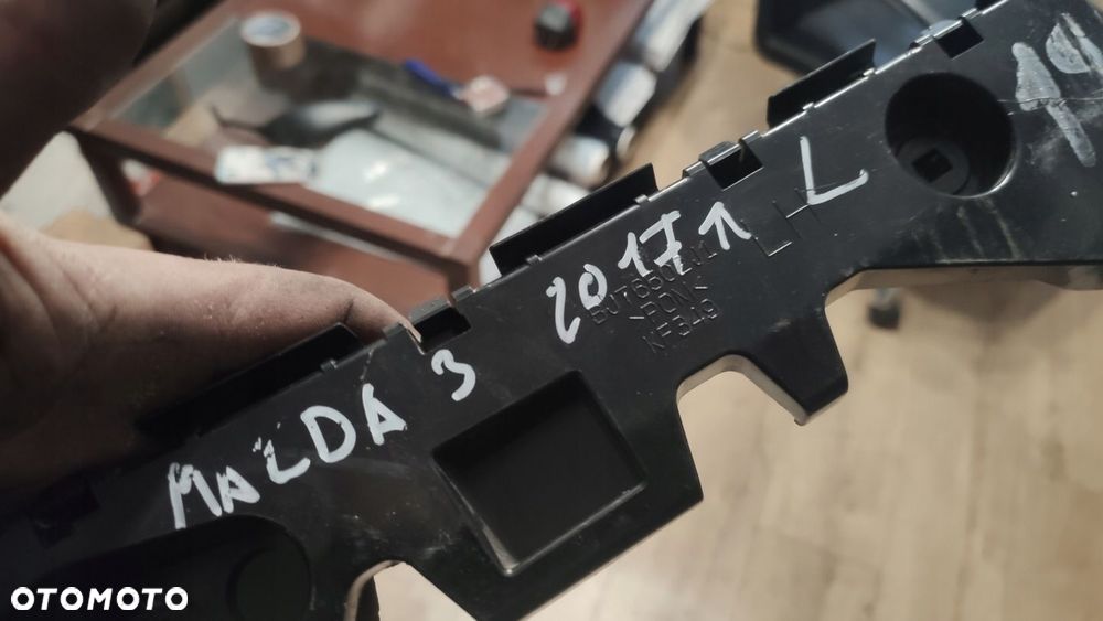 ŚLIZG LEWY PRAWY TYŁ KPL MAZDA 3 13- BM H/B - 5