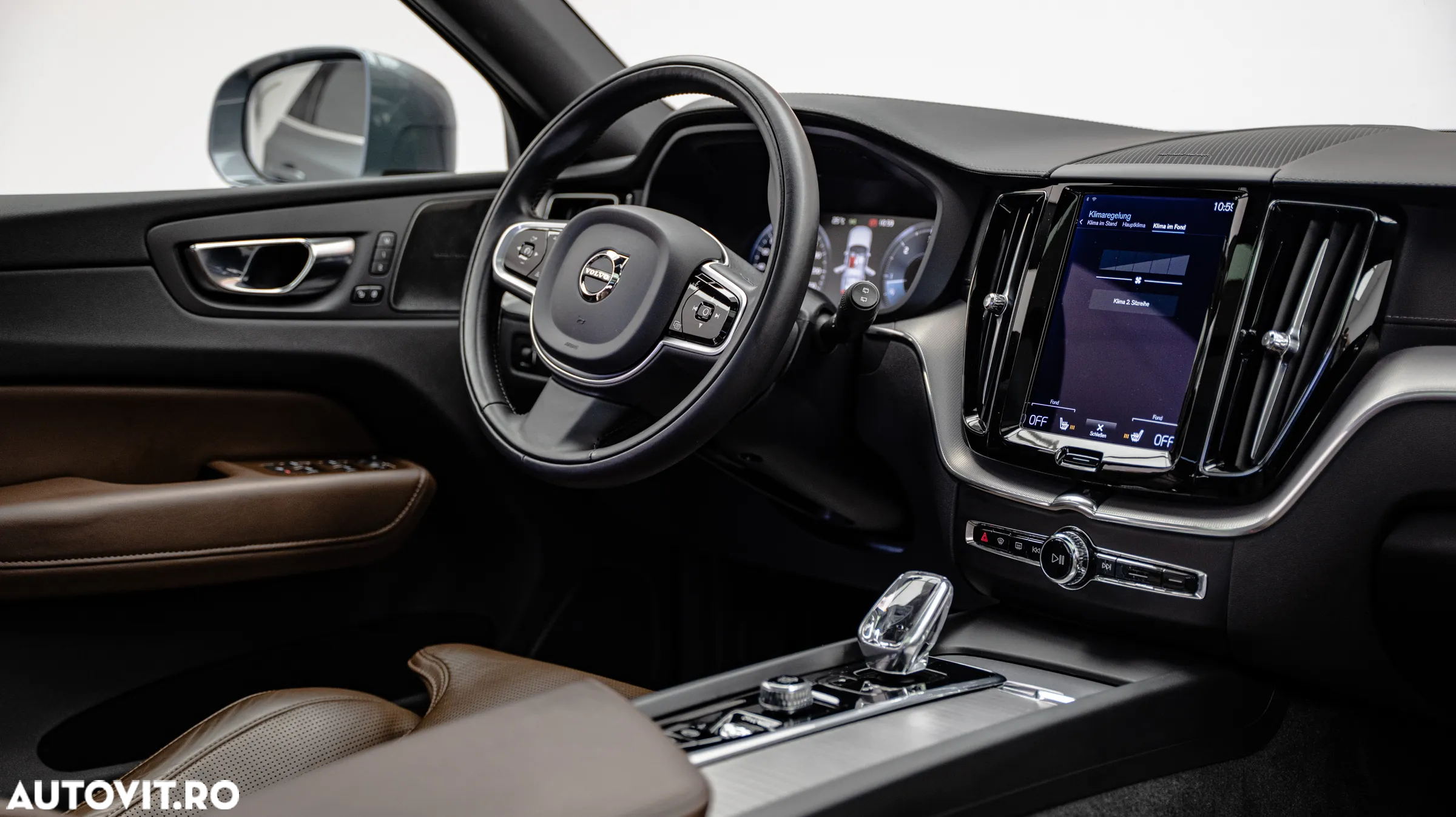 Volvo XC 60 B5 MHEV AWD Inscription - 40